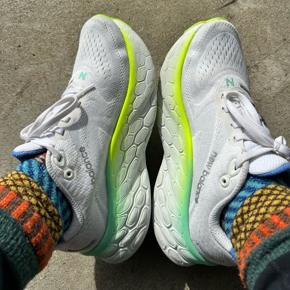 Woman’s New Balance Fresh Foam X More v4 size 7.5